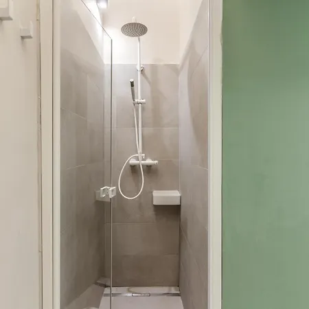 Conte Termini 2 Bedroom 2 Bathroom Metro Ab 로마