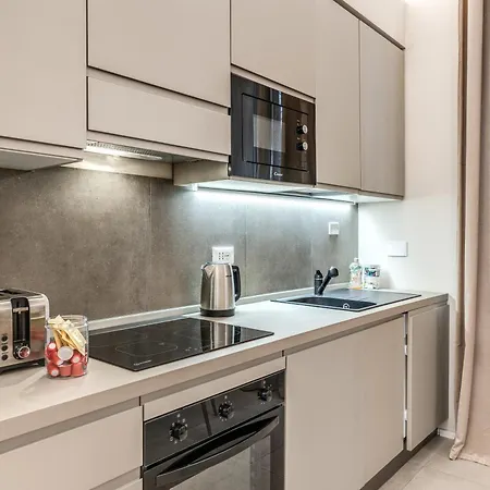 Conte Termini 2 Bedroom 2 Bathroom Metro Ab 로마